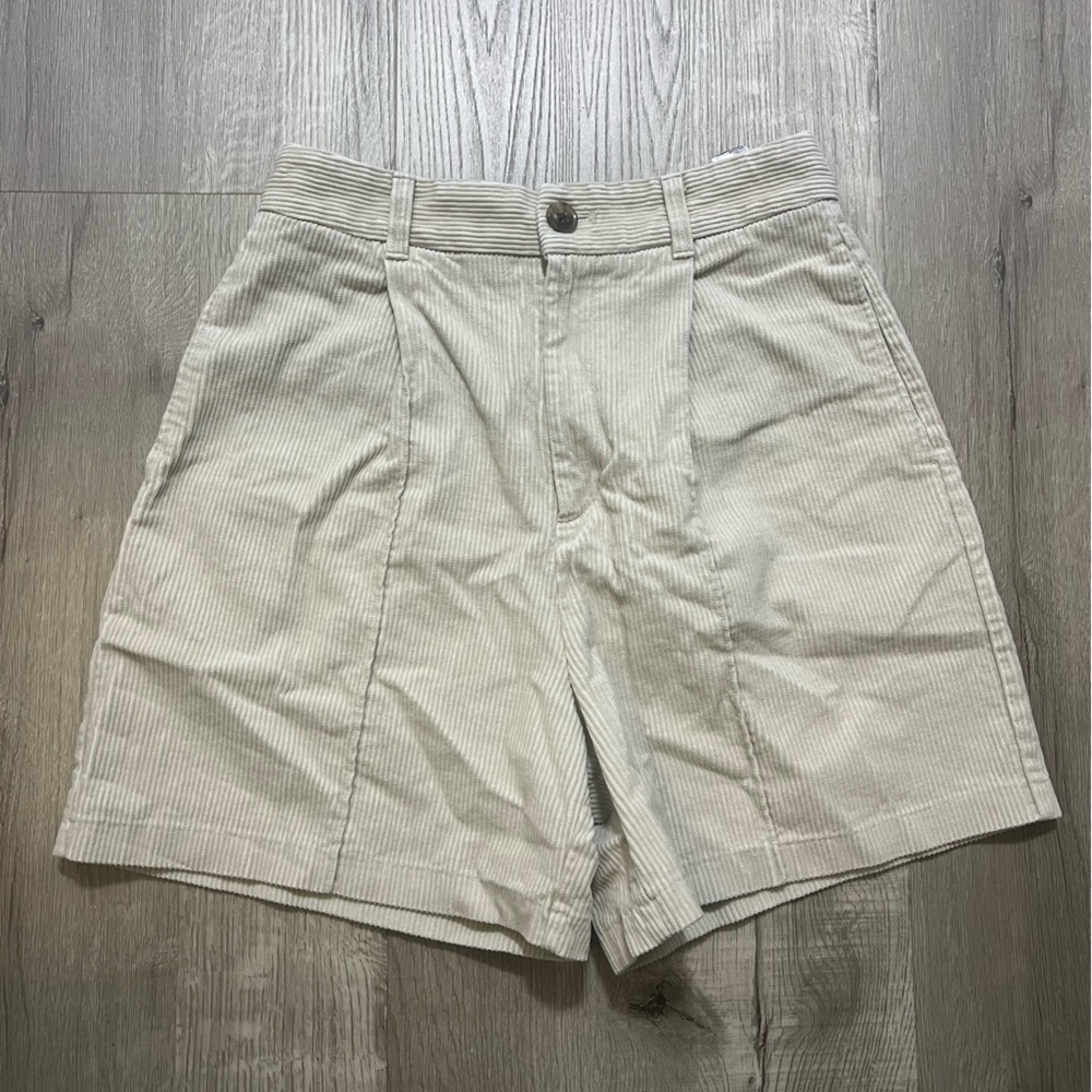 GU High Waisted Corduroy Shorts - Cream Color - Size L
